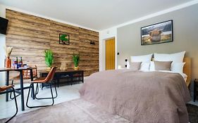 Helles, Chalet-Stil Apartment mit Allalinblick